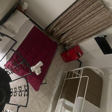 那不勒斯Casa Vacanza La Serenella公寓 外观 照片